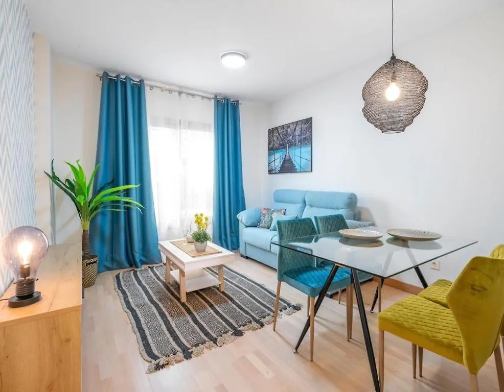 Stylish And Bright Apartment location